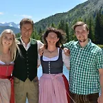 Kraftplatz Am Dachstein - Herold - Fuer Ruhesuchende Und Sportlich Aktive