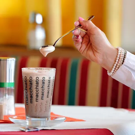 Kraftplatz Am Dachstein - Herold - Für Ruhesuchende Und Sportlich Aktive Frühstückspension