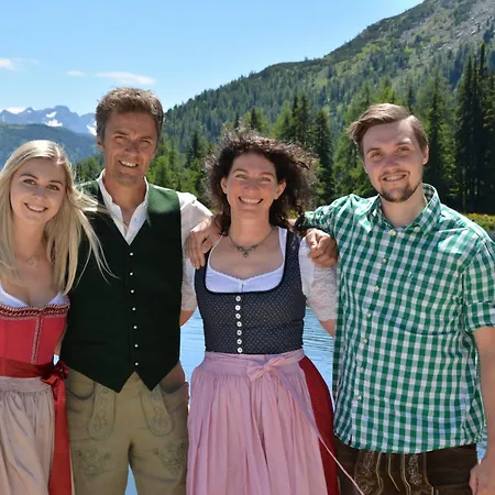 Kraftplatz Am Dachstein - Herold - Für Ruhesuchende Und Sportlich Aktive
