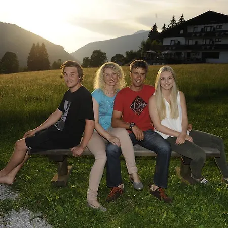 Frühstückspension Kraftplatz Am Dachstein - Herold - Für Ruhesuchende Und Sportlich Aktive Ramsau am Dachstein